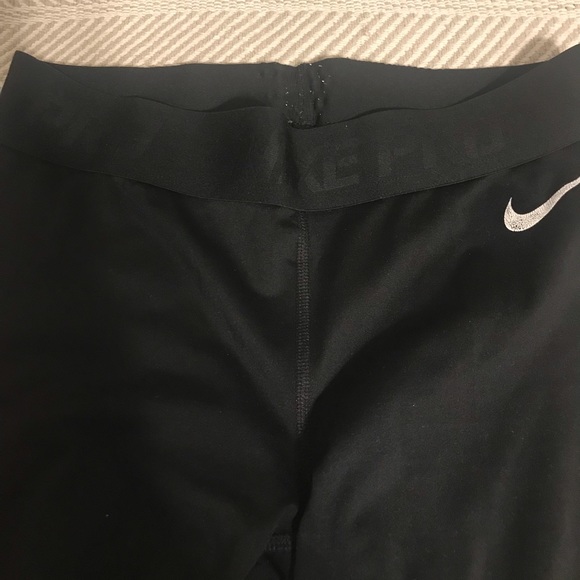 nike leggings - Picture 2 of 4